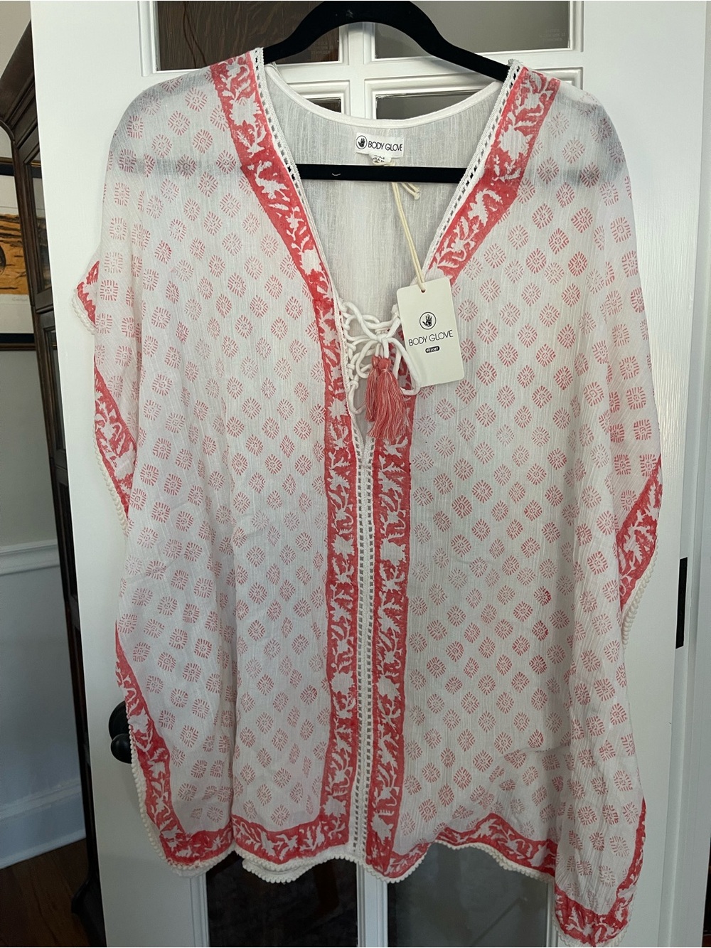 NWT Body Glove Coral and White Lace-Up Boho Top/Coverup